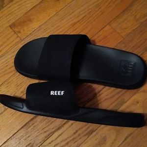 🎃NWOT REEF men's slide
